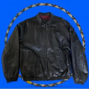 Black genuine leather bomber zipper
